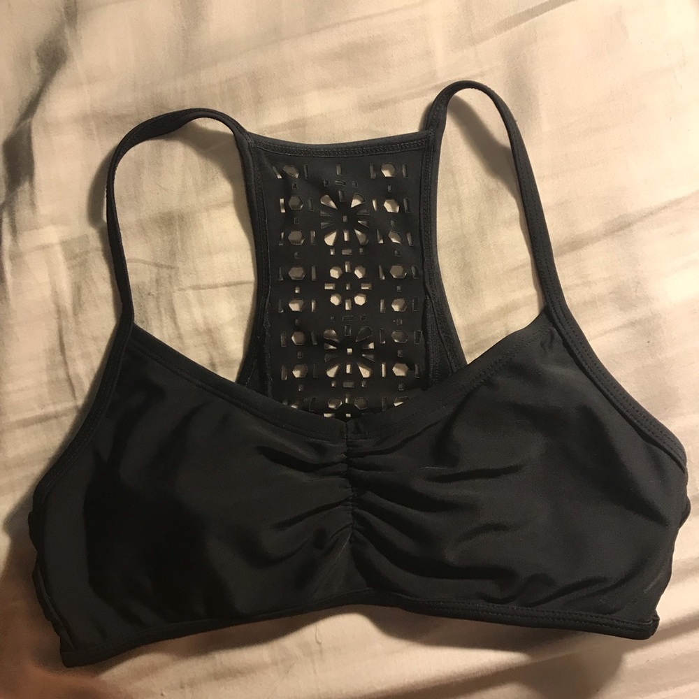 Sporty Patterned Bikini Black Bikini Top